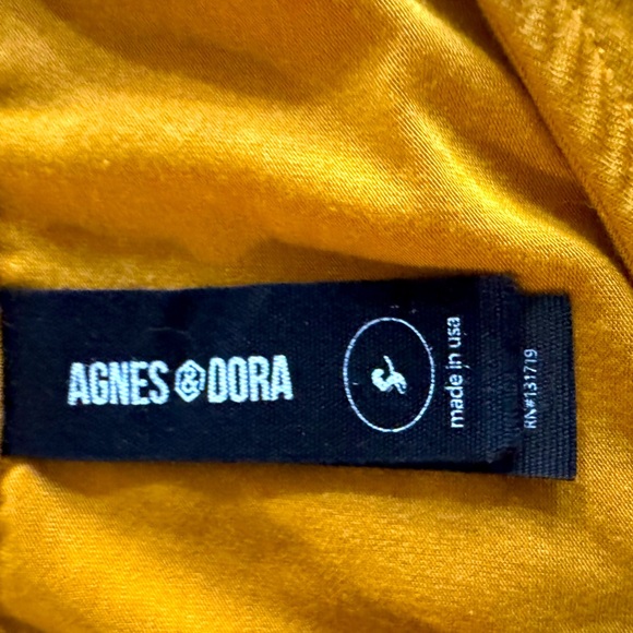 Agnes & Dora Gold Relaxed Tank Top size Small - Picture 6 of 7